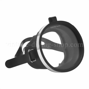 diving Mask in traditional retro-diving style - six inch round, black rubber mask,Tempered Glass - Brand new